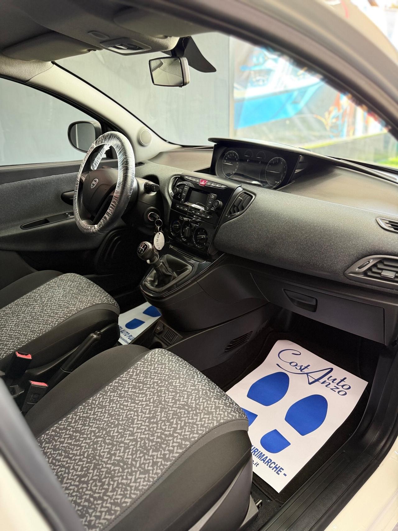 Lancia Ypsilon 0.9 TwinAir Gold 12/2020