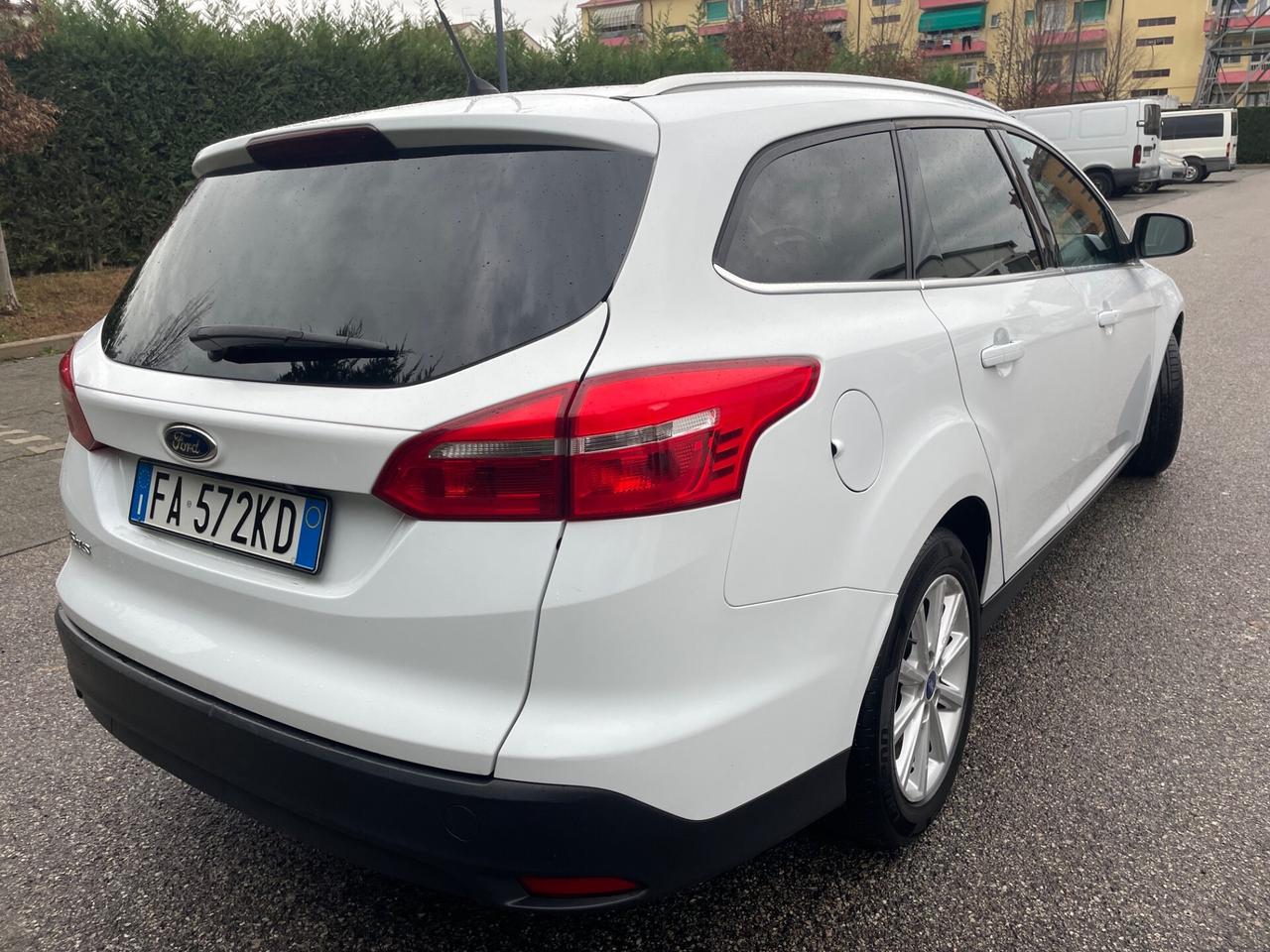 Ford Focus 1.5 TDCi Titanium garanzia 12 mesi