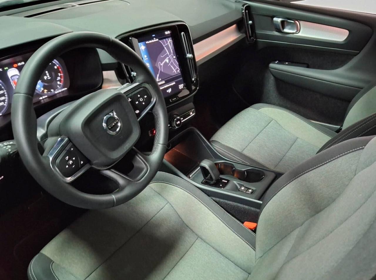 Volvo XC-40 automatica 38.000km unico proprietario