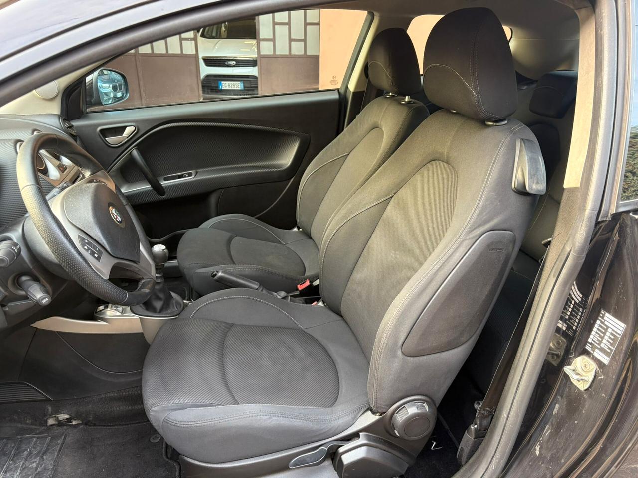 Alfa Romeo MiTo 1.4 105 CV M.air S&S Distinctive Sport Pack