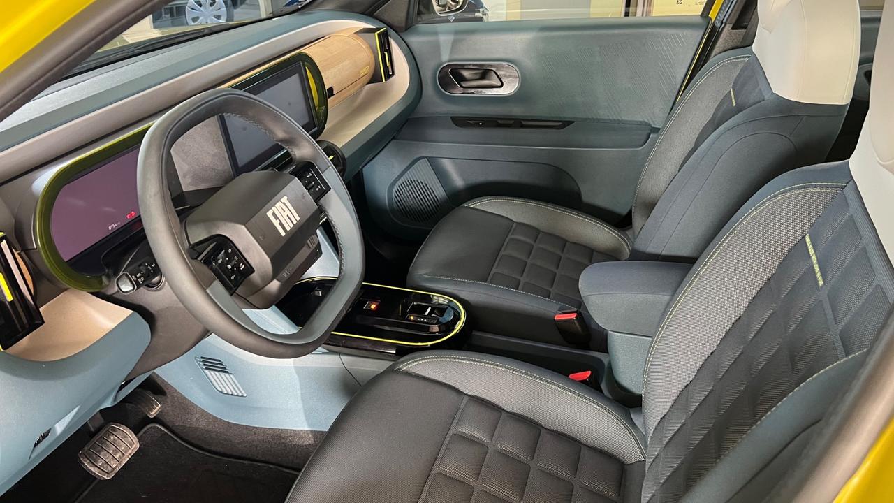 Fiat Grande Panda 1.2 Hybrid 110 CV S&S La Prima