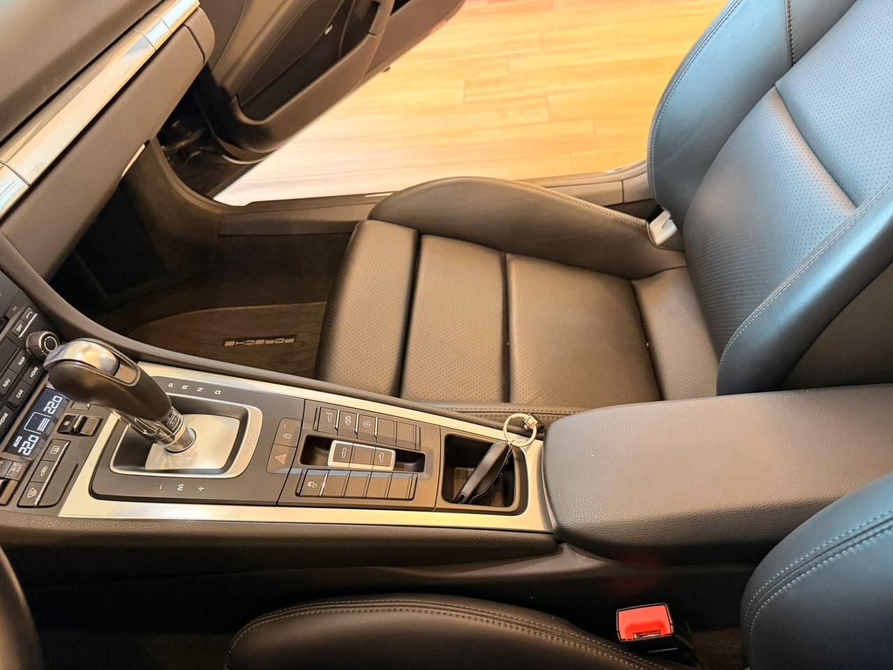 Porsche 718 Spyder Boxster 2.0