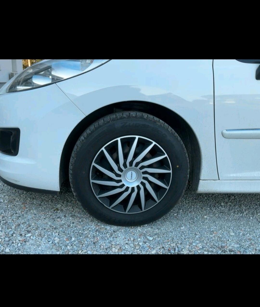 Peugeot 207 1.4 HDi 70CV 5p. Energie 2012