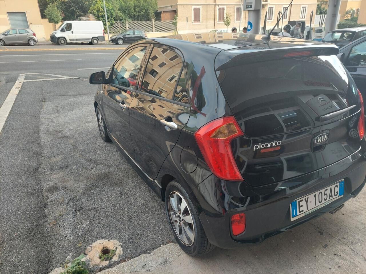 Kia Picanto 1.0 12V 5 porte Sporty Glam