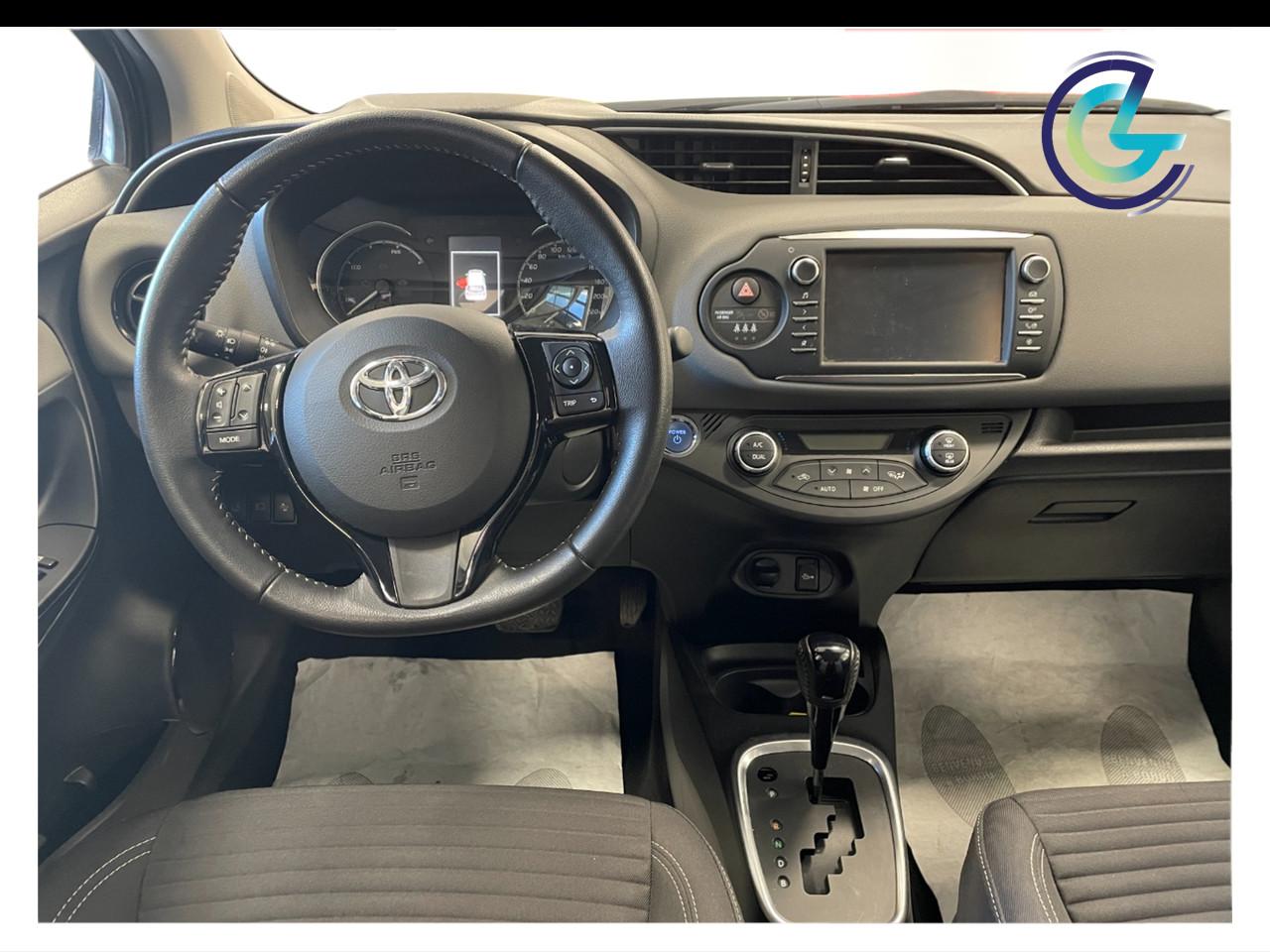 TOYOTA Yaris III 2017 - Yaris 5p 1.5h Cool