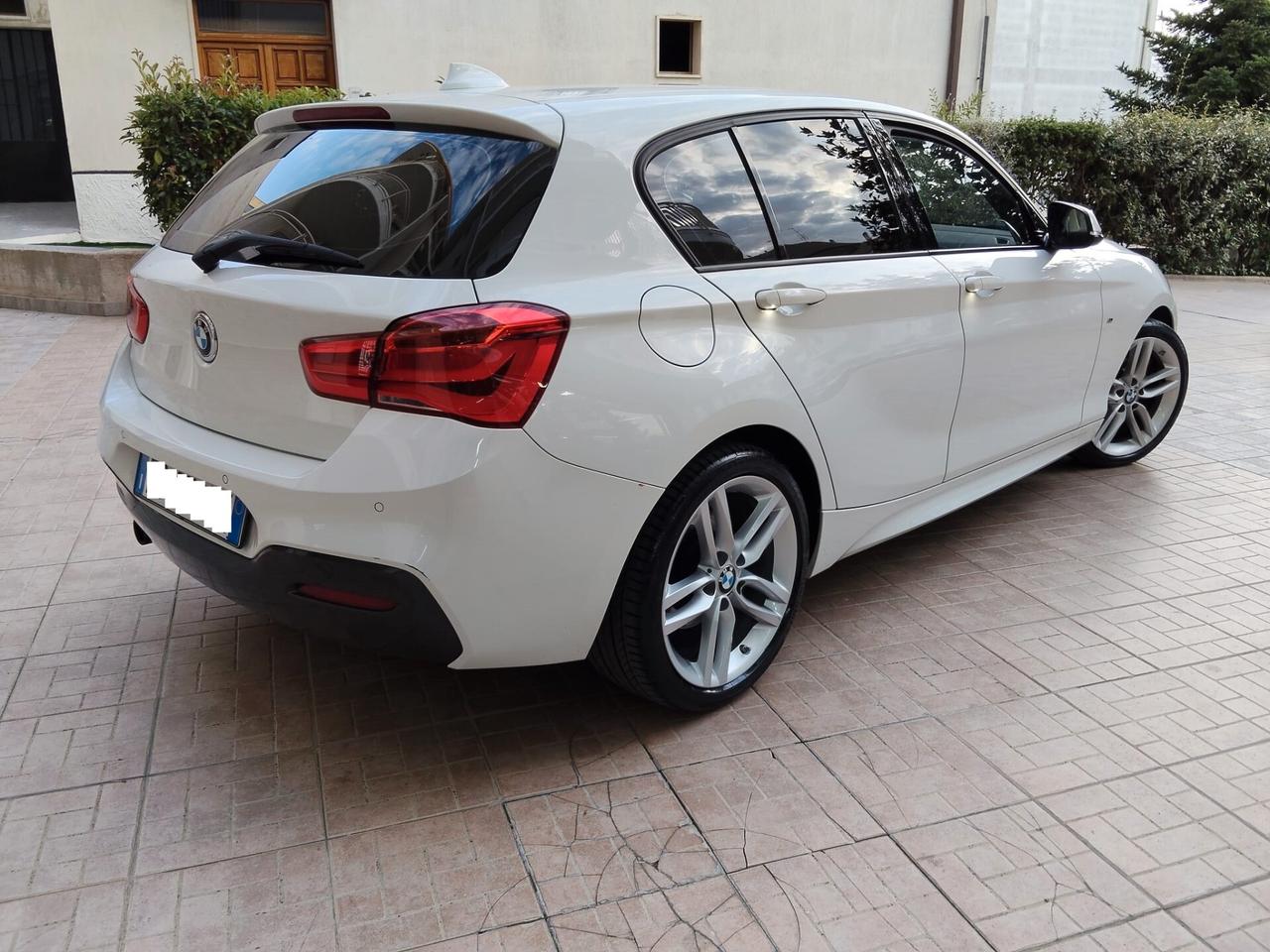 Bmw 118i 5p. Msport 136 cv Neopatentati
