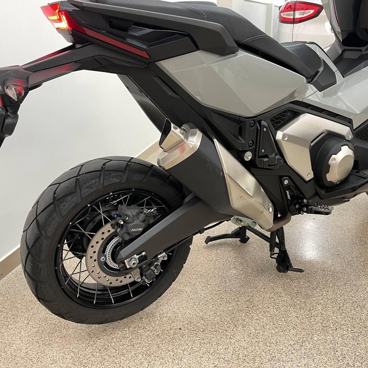 Honda X-ADV 750