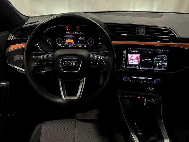 Audi Q3 SPB 45 TFSI e S tronic Business Plus