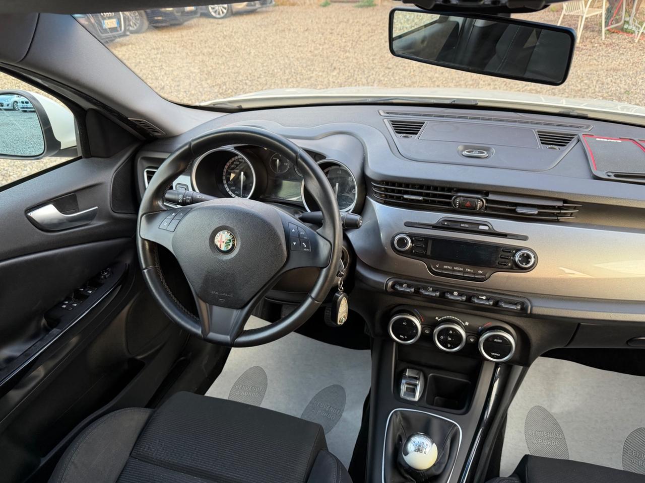Alfa Romeo Giulietta 1.6 JTDm-2 105 CV Exclusive