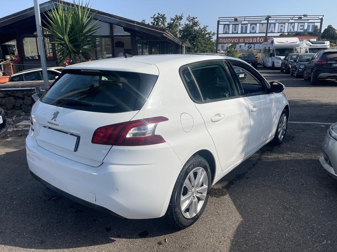 Peugeot 308 BlueHDi 120 S&S Business