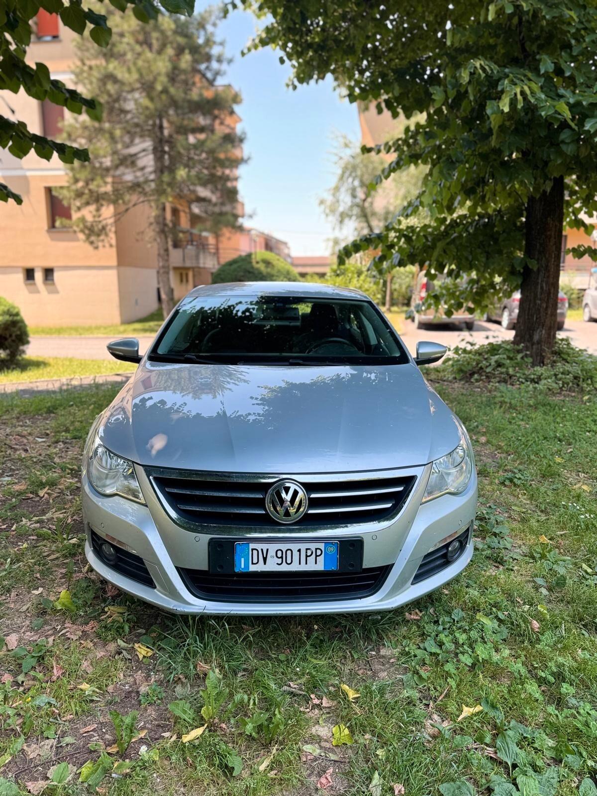 Volkswagen Passat 2.0 TDI DPF Highline