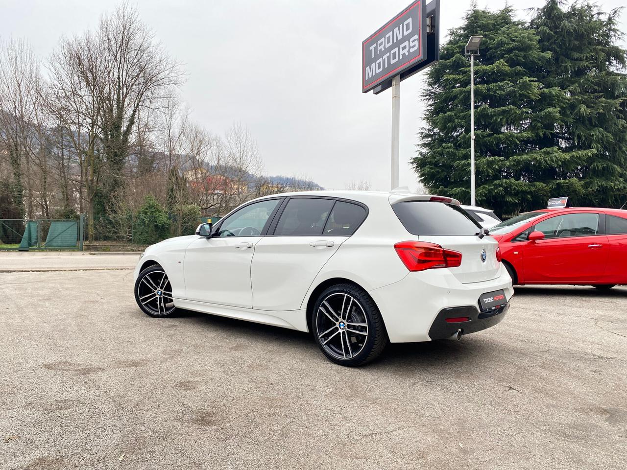 Bmw 116 116d 5p. Msport