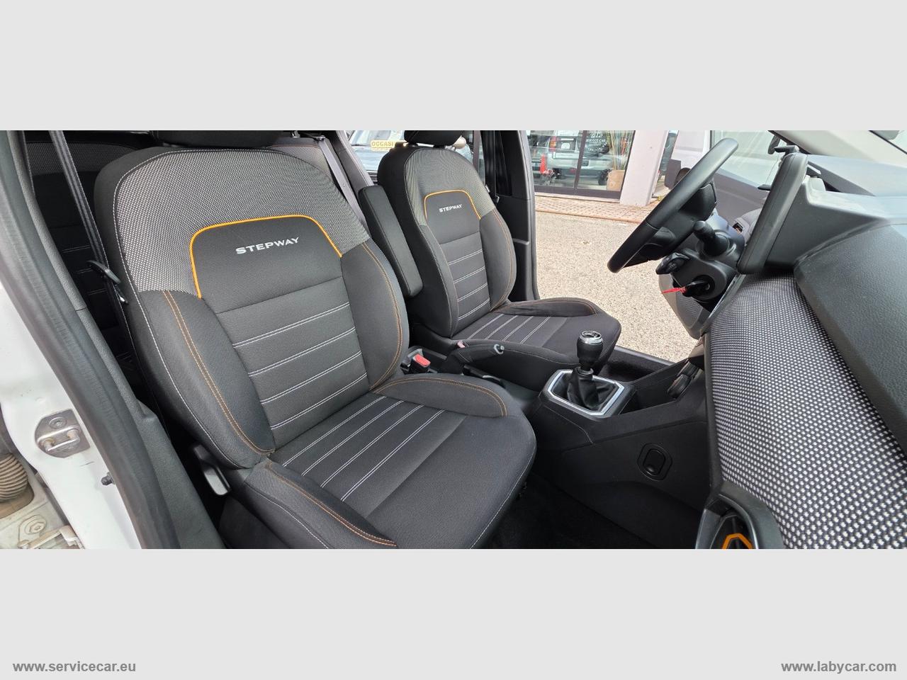 DACIA SanderoStepway1.0TCe100 ECO-G 15th Anniv