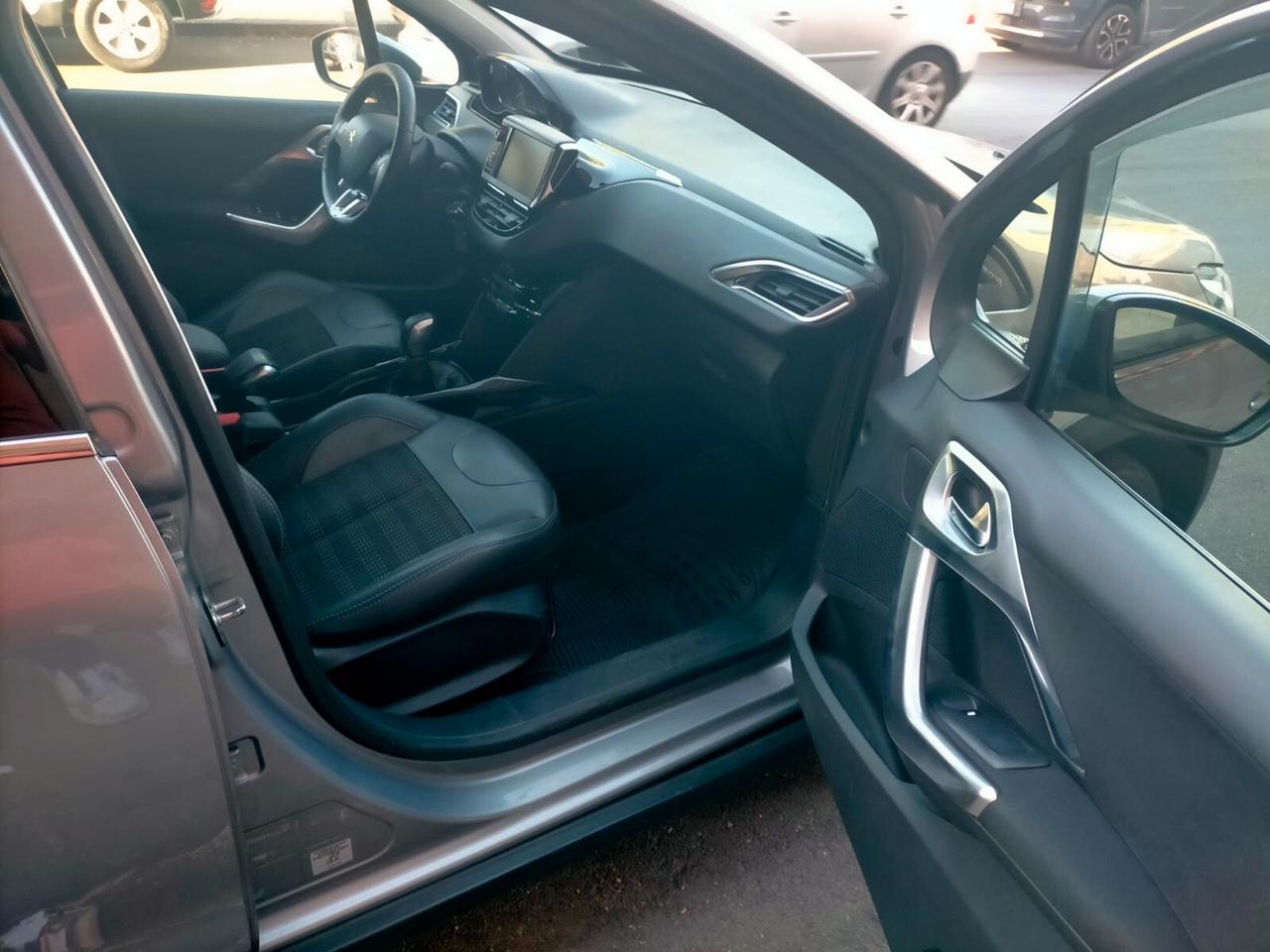 Peugeot 2008 BlueHDi 100 S&S Black Matt