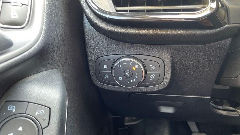 Ford Fiesta 5 Porte 1.1 75cv Titanium 5 Porte 1.1 75cv GPL Titanium