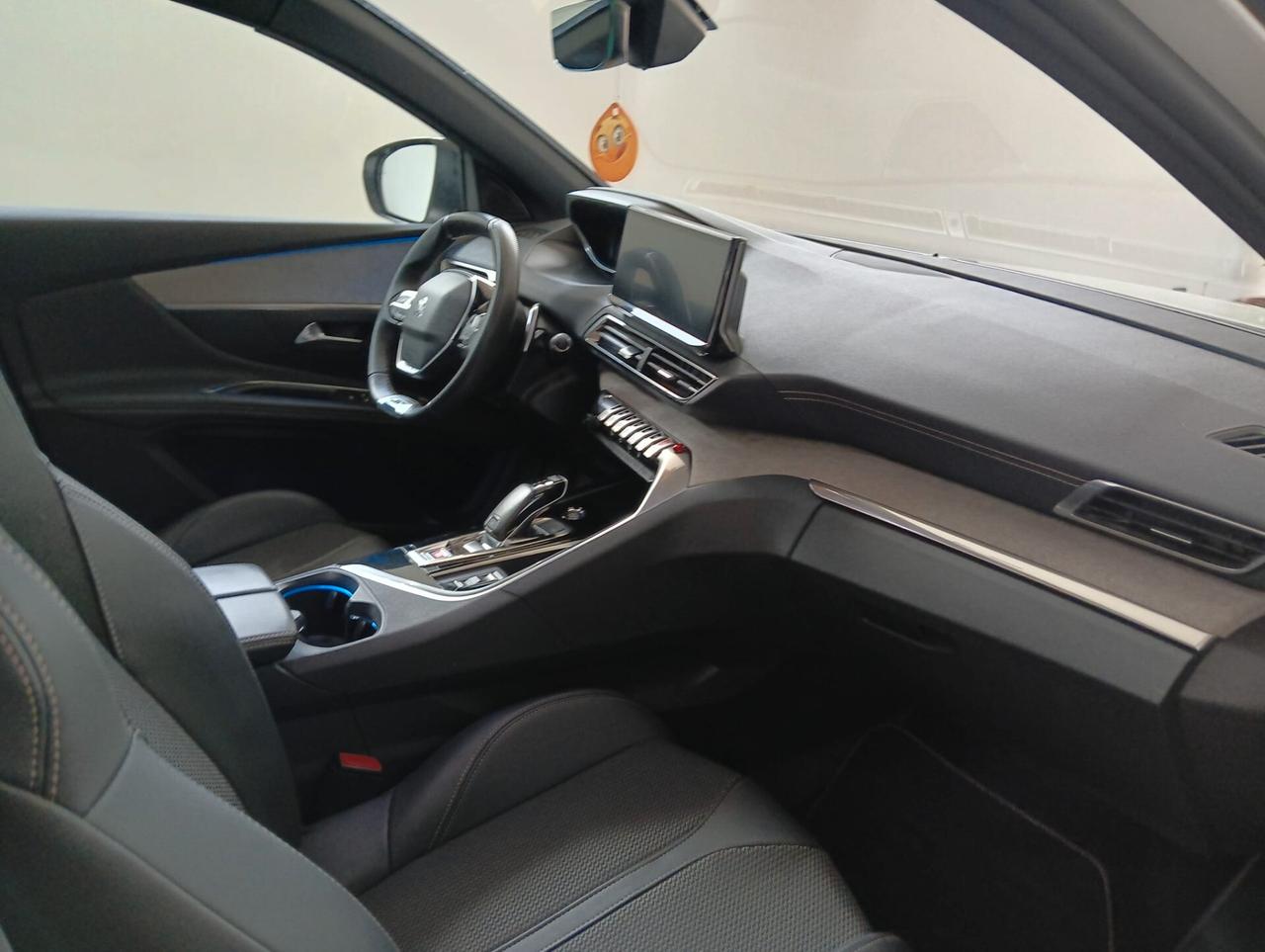 Peugeot 3008 BlueHDi 130 S&S EAT8 GT TETTO