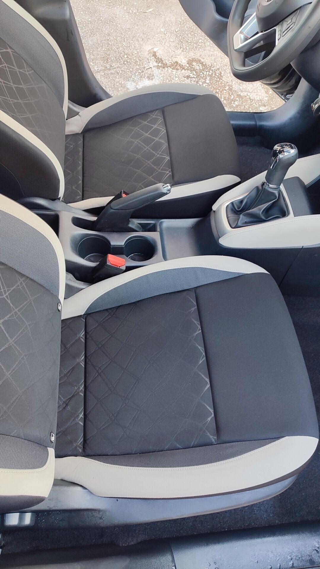 Nissan Micra 1.0L 12V 5 porte Visia