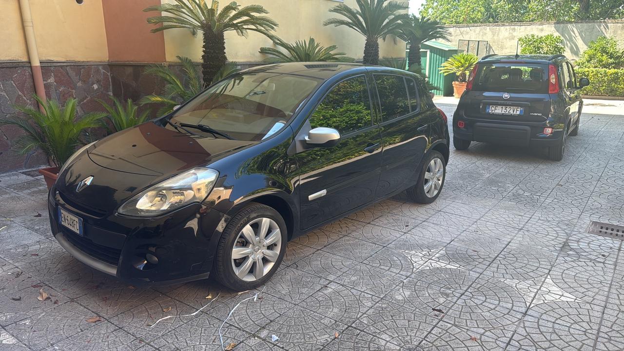 Renault Clio 1.2 16V 5 porte Luxe