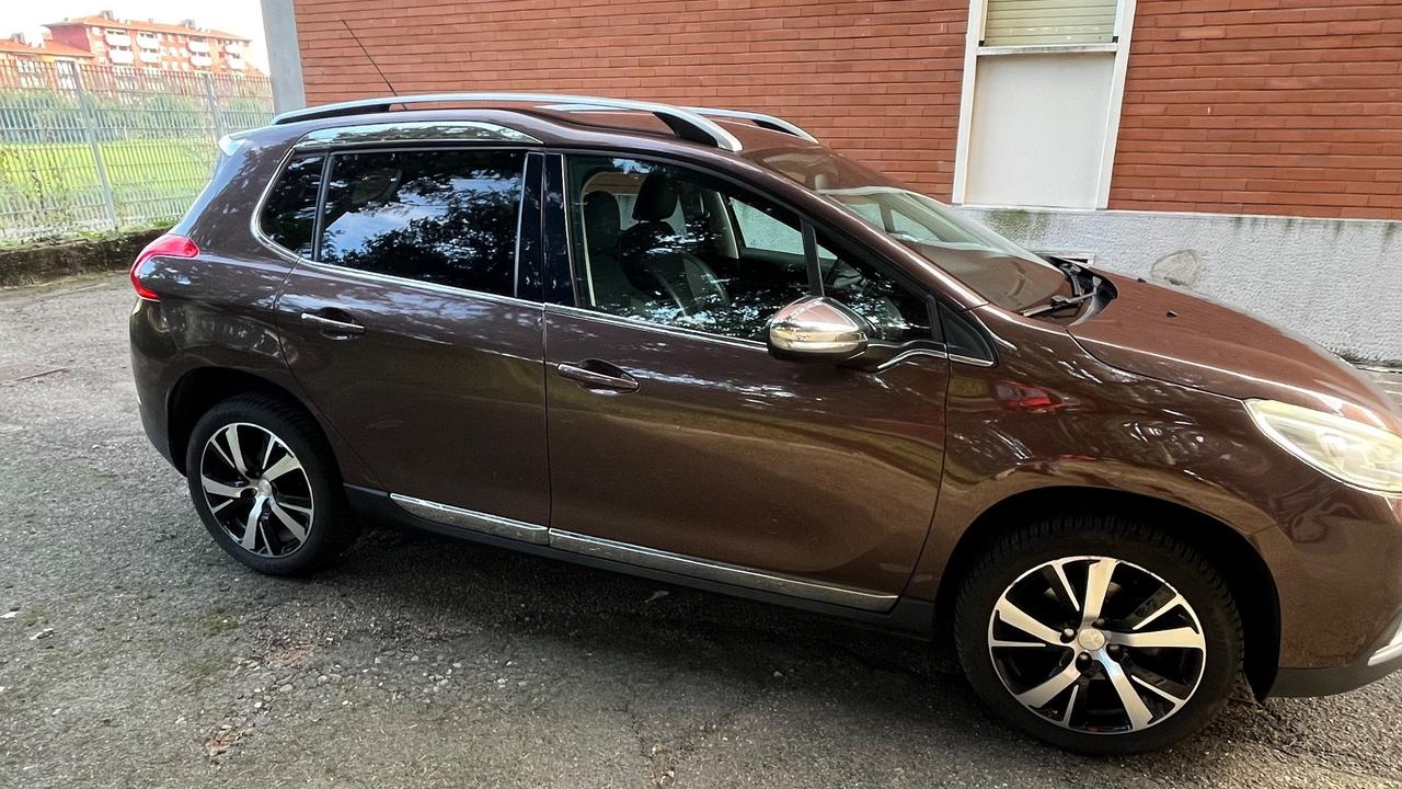 Peugeot 2008 1.6 e-HDi 115 CV Stop&Start Allure