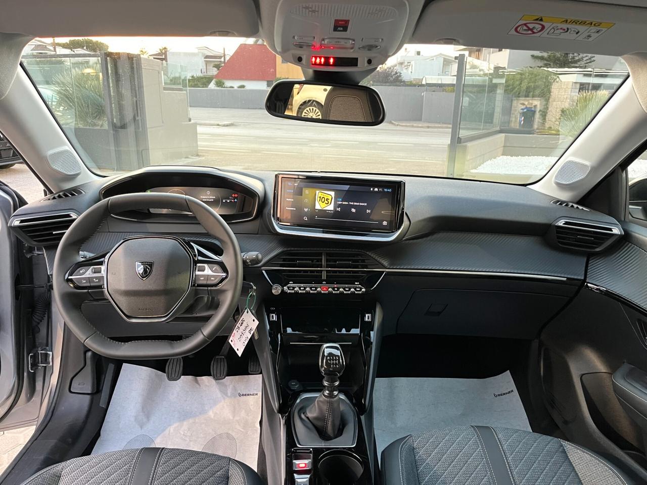 Peugeot 208 PureTech 100 Stop&Start 5 porte Allure Km0