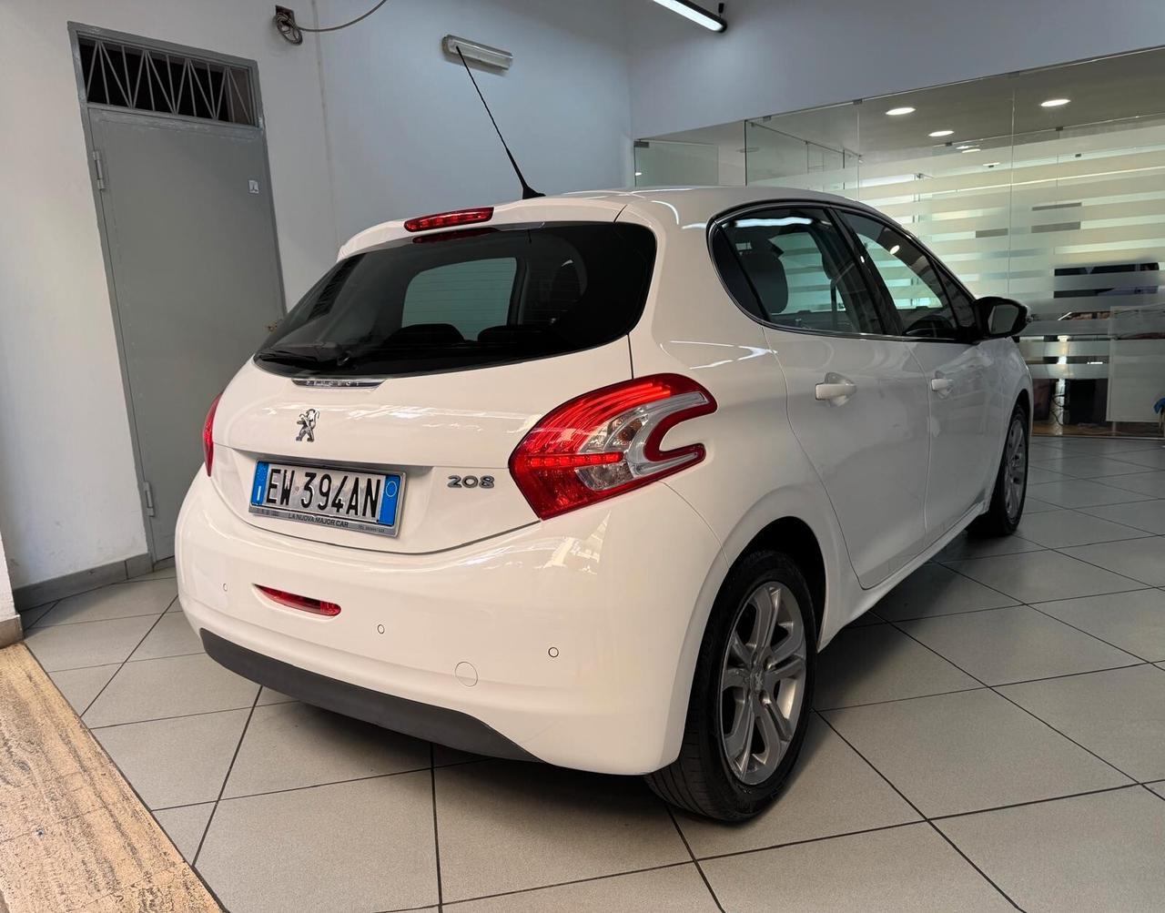 Peugeot 208 1.4 Diesel 68 CV 2014