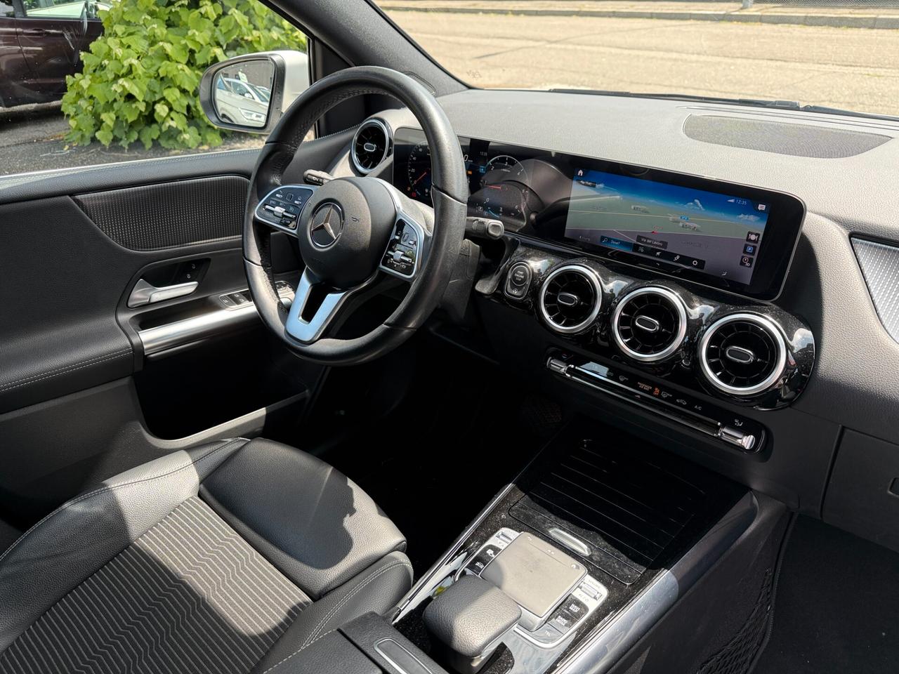Mercedes-benz B 180 B 180 d Automatic Premium