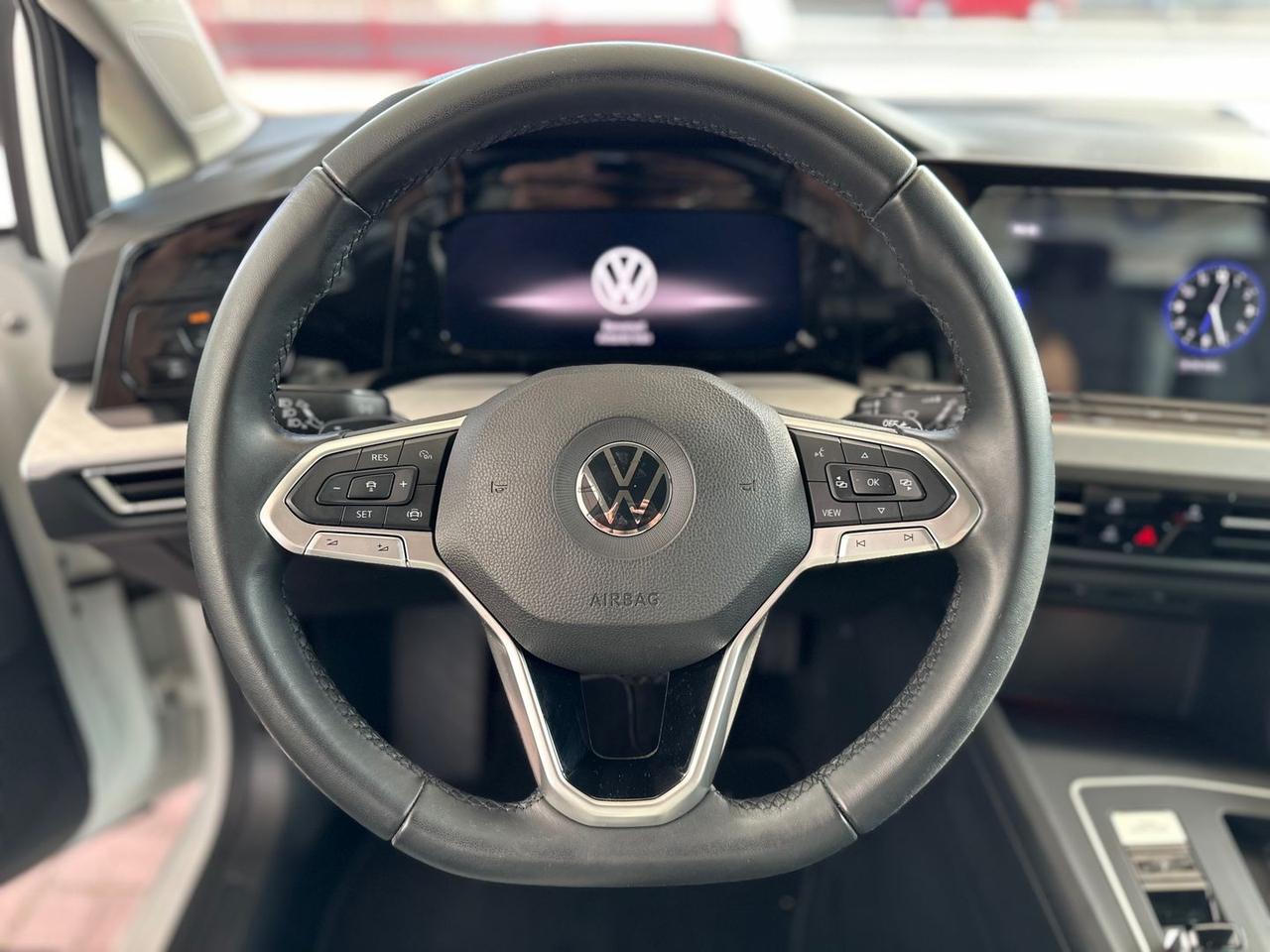 Volkswagen Golf style 2.0 TDI DSG 7 #5765