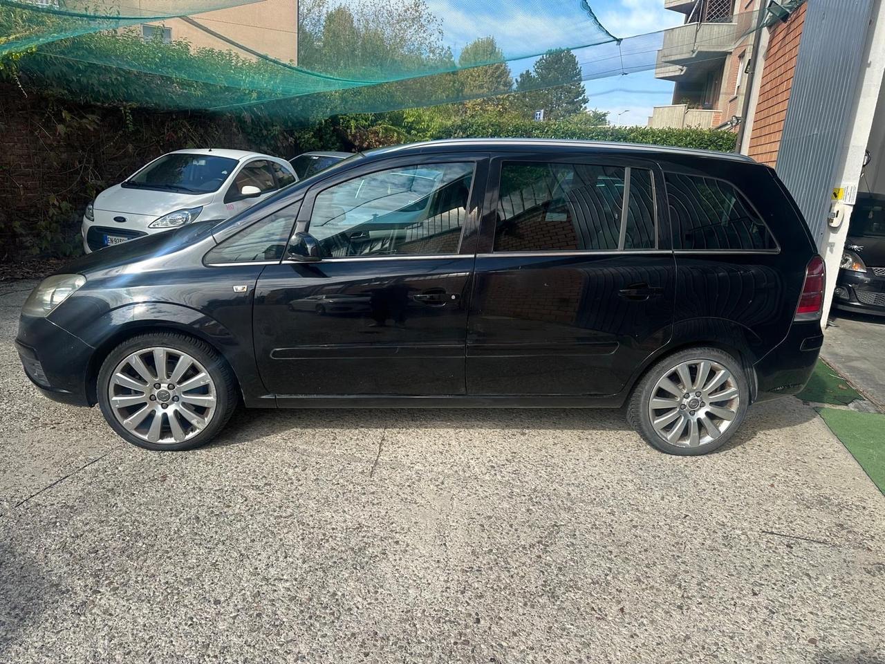 Opel Zafira 1.9 16V CDTI 150CV Cosmo