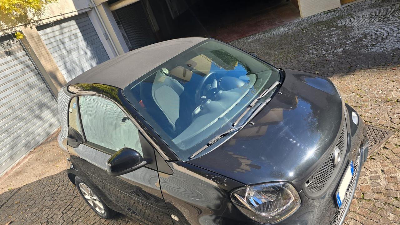 Smart ForTwo 1.0 71cv Coupe Clima cambio Auto