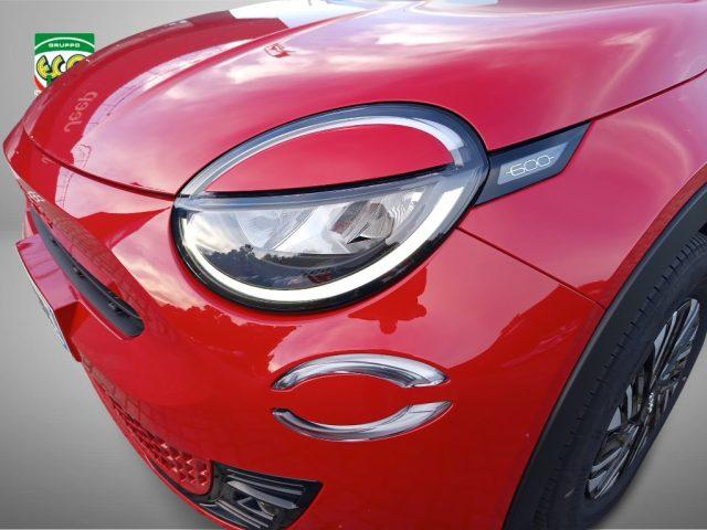 FIAT 600e Red