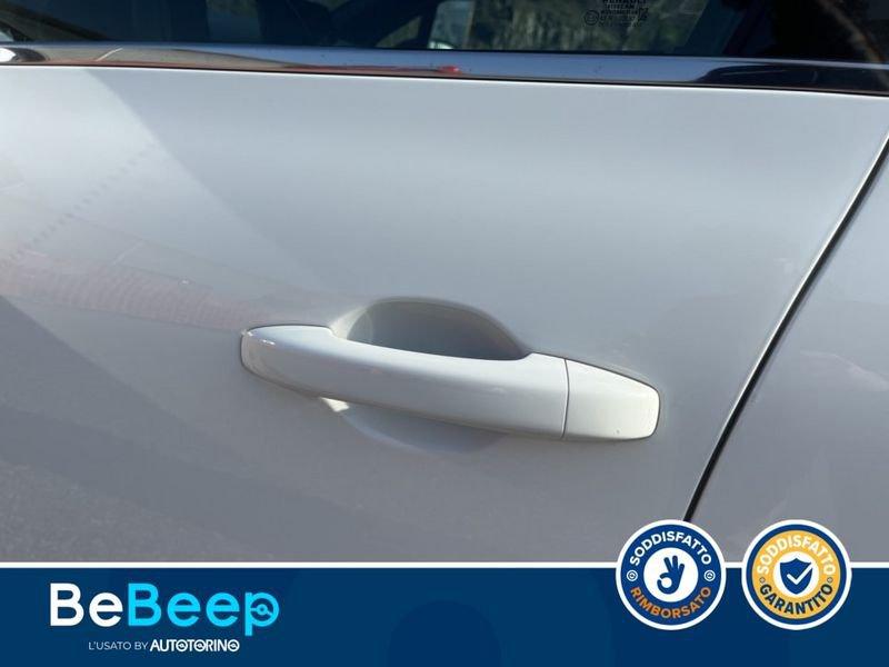 Renault Clio 1.6 E-TECH HYBRID INTENS 140CV AUTO MY21