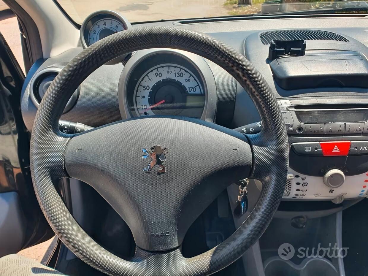 Peugeot 107 1.0 68CV 5porte Sweet Years CLIMA ESENTE BOLLO multifunzione