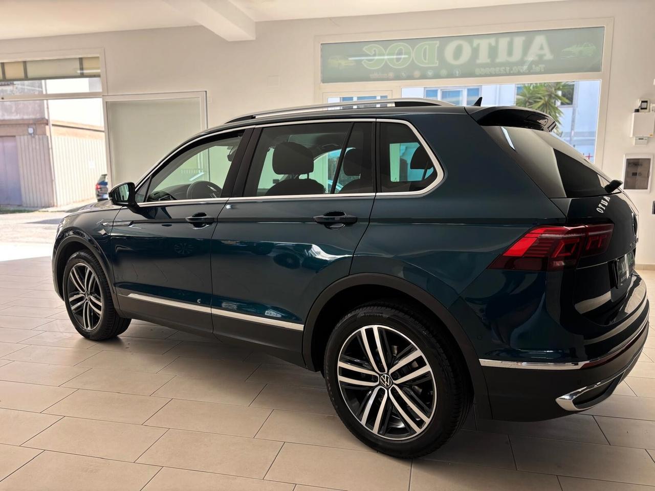 Volkswagen Tiguan 2.0 TDI 150 CV SCR DSG R-Line