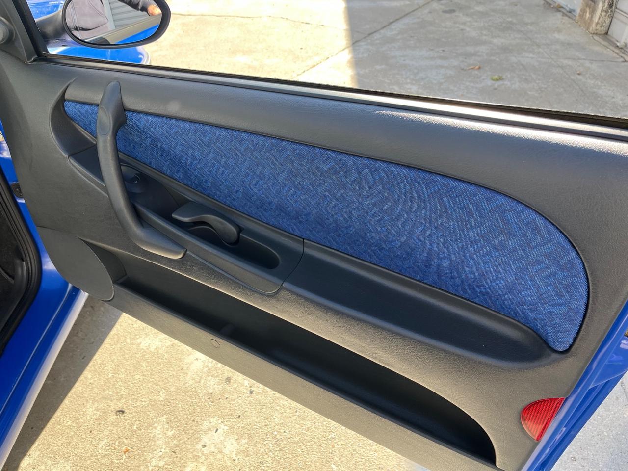 Lancia Y 1.1i cat Elefantino Blu