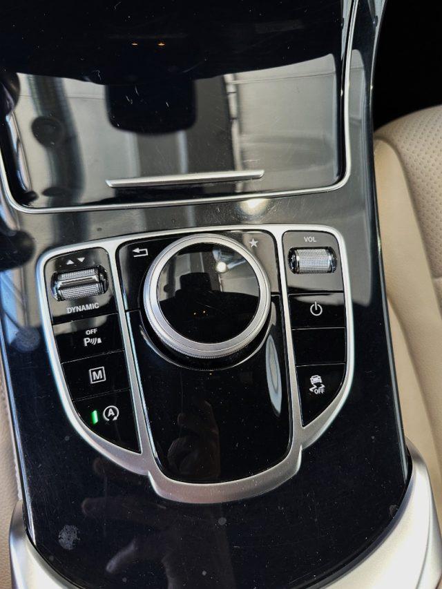 MERCEDES-BENZ GLC 250 d 4Matic Coupé Sport - 19" - Camera