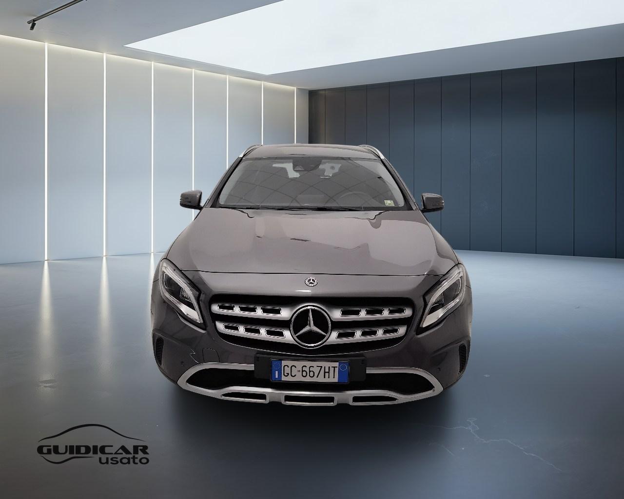 Mercedes-Benz GLA-X156 2017 - GLA 200 Sport auto