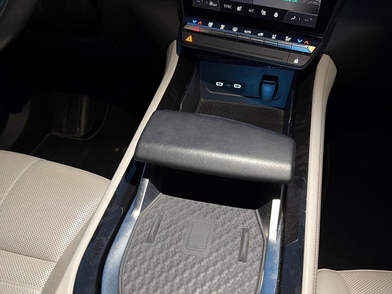 Renault Espace 1.2 e-tech full hybrid iconic 200cv auto