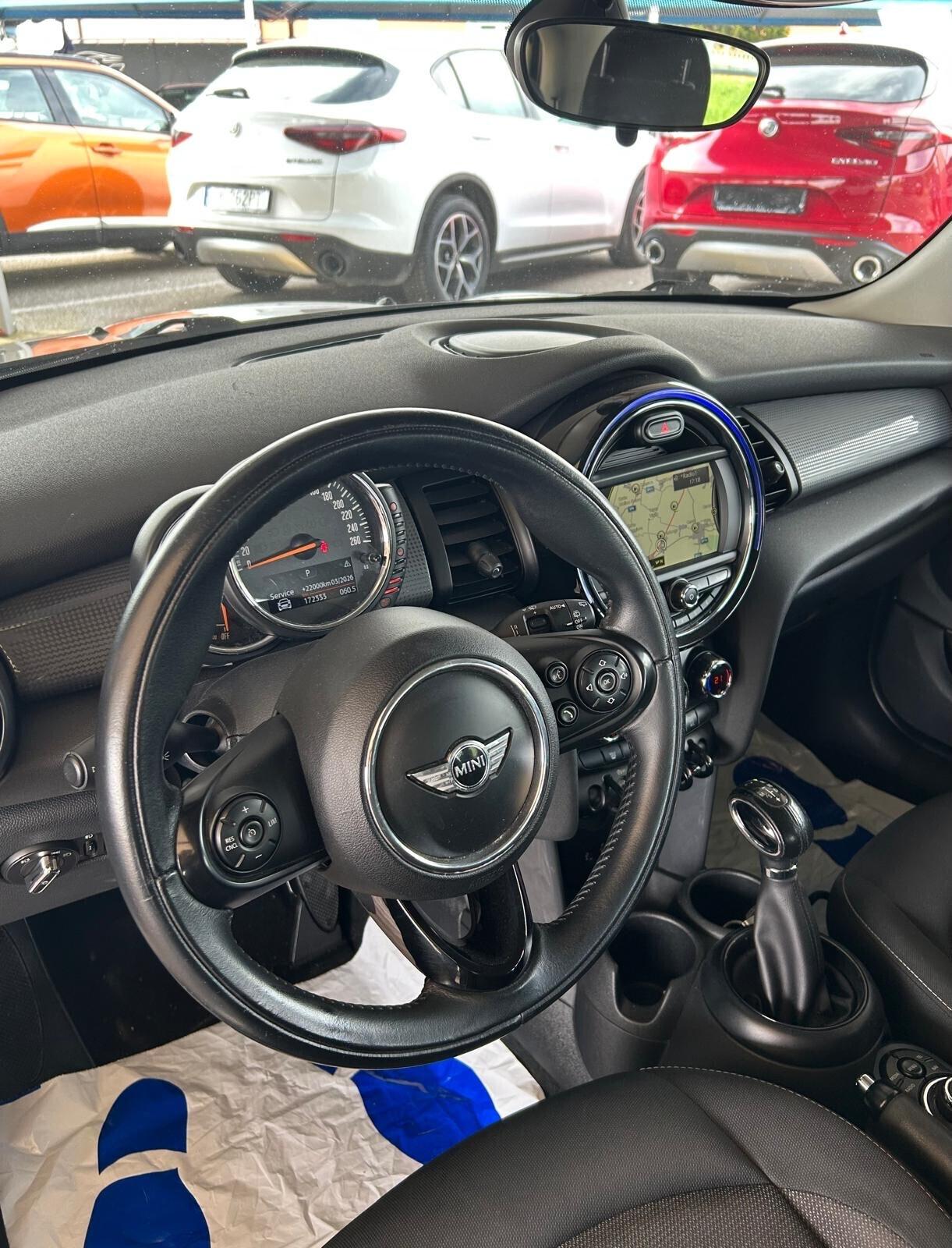 Mini Mini 1.5 Cooper D Business XL 5 porte