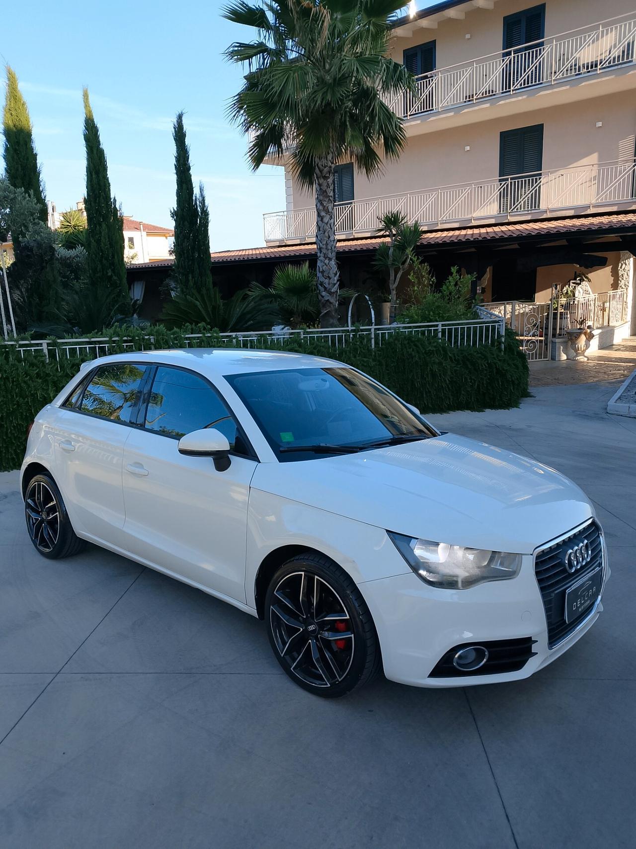 Audi A1 1.6 TDI S line edition