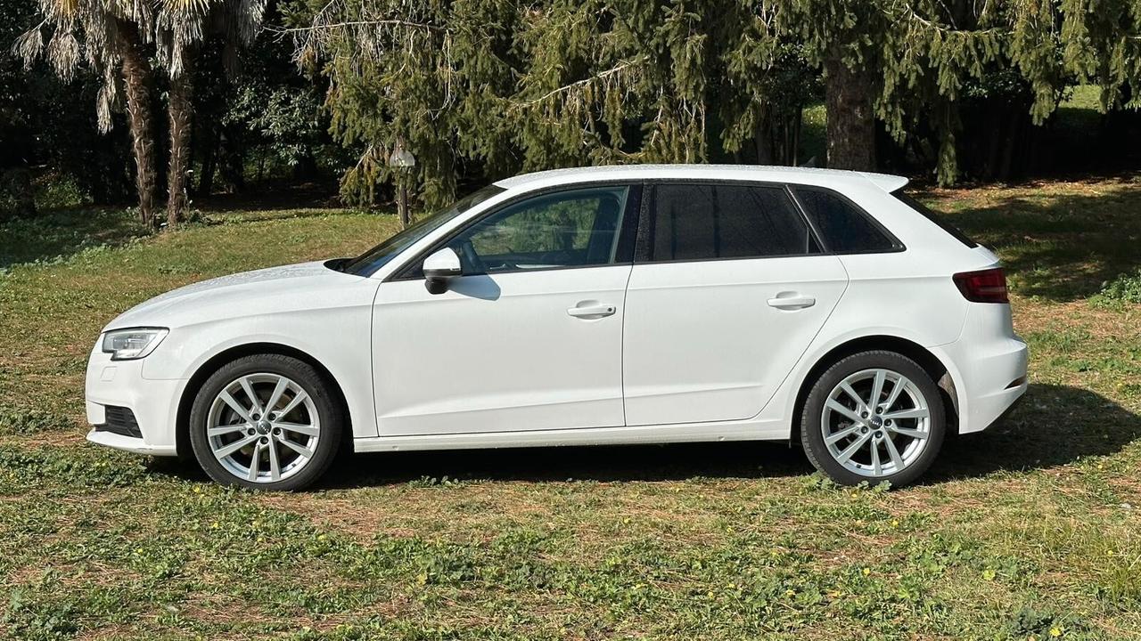 Audi A3 SPB 35 TDI S tronic Admired 2019 PERFETTA leggi testo