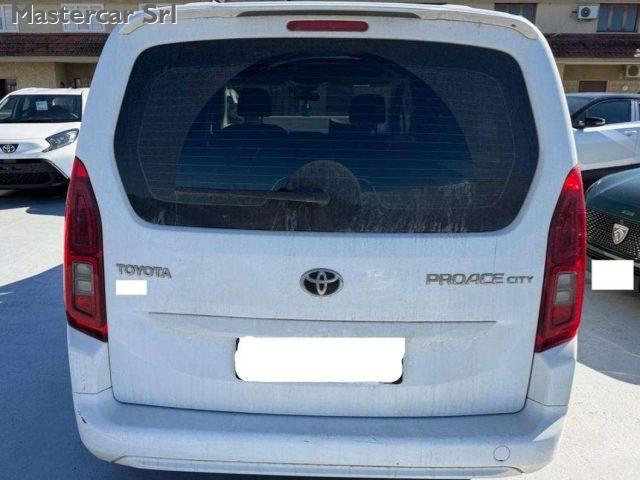 TOYOTA Proace City ProAce City Verso 1.5 D-4D L2 Lounge - GF055AX
