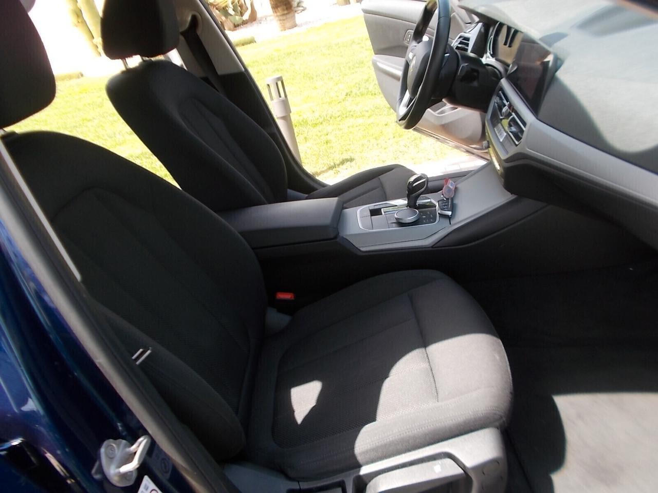Bmw 318d Touring 150cv Aut. *FULL OPT.* da VETRINA