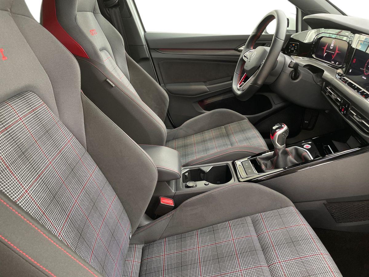 VOLKSWAGEN Golf VIII 2020 - Golf 2.0 tsi GTI 245cv