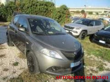 LANCIA Ypsilon 1.2 69 CV 5 porte S&S Black and Noir