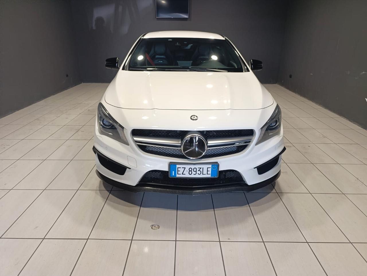 Mercedes CLA 45 AMG 4Matic del 2015