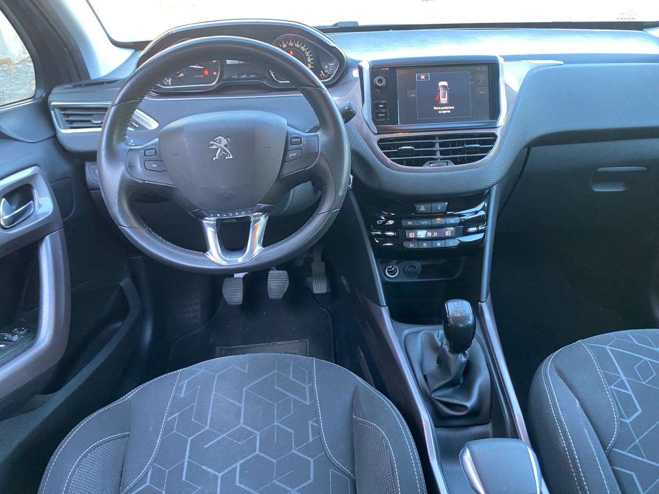 Peugeot 2008 1.6 e-HDi 92 CV Stop&Start Allure