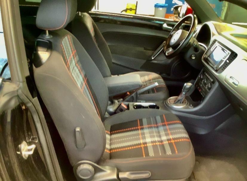 Volkswagen Maggiolino 1.2 TSI Club DSG NAVY FARI FULL LED