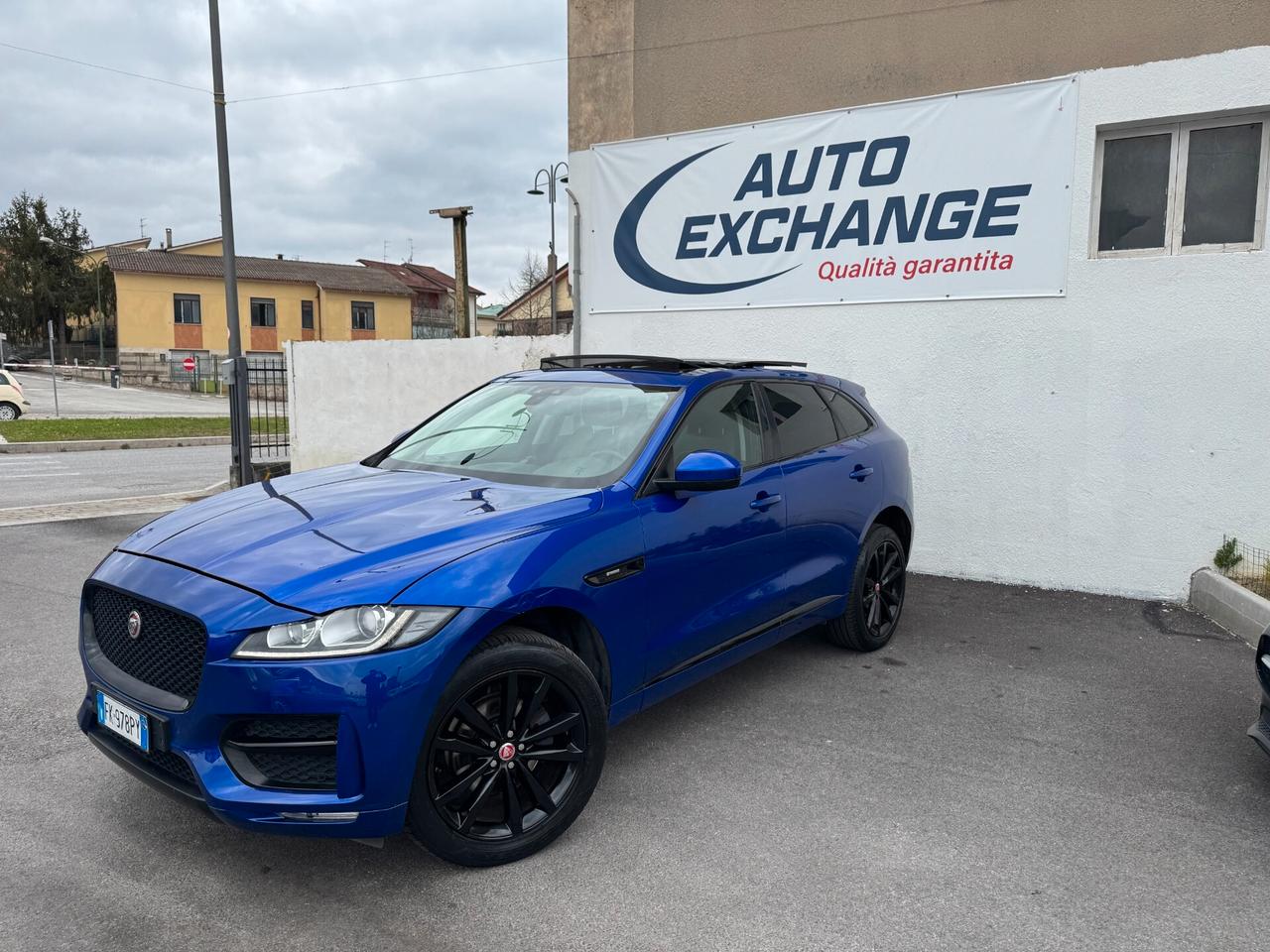 Jaguar F-Pace 2.0 D 180 CV aut. R-Sport