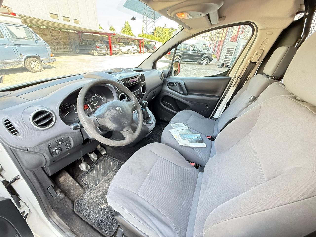 Peugeot Partner Tepee 1.6 HDi 92CV Outdoor