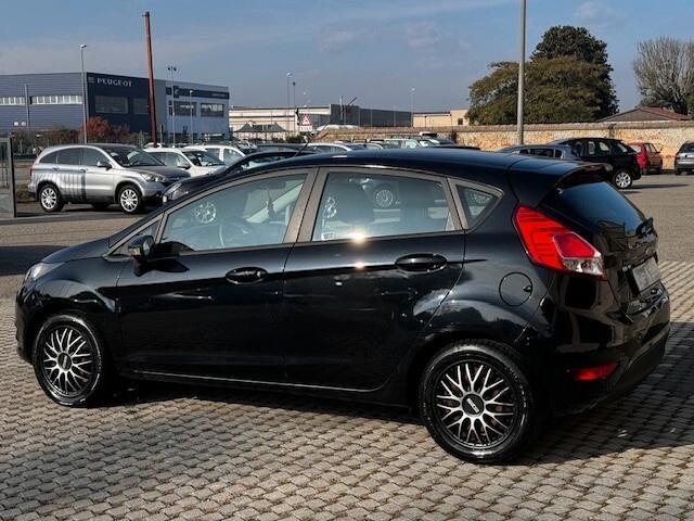 Ford Fiesta 1.5 TDCi 75CV 5 porte Titanium